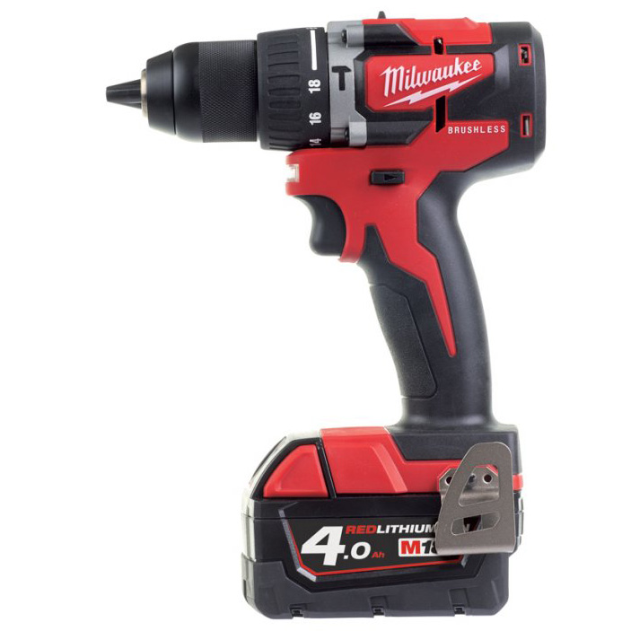 Aku příklepový šroubovák MILWAUKEE M18 CBLPD-422C