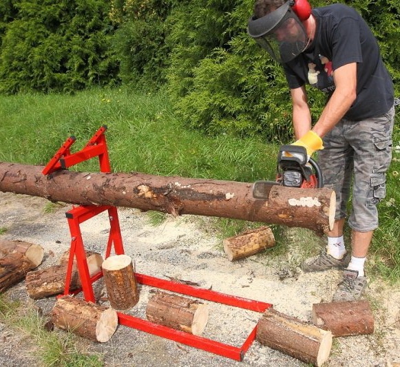 Stojan na řezání dřeva VARES PROFIHOLDER