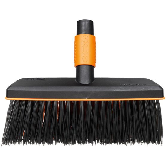 Koště FISKARS QuikFit univerzální